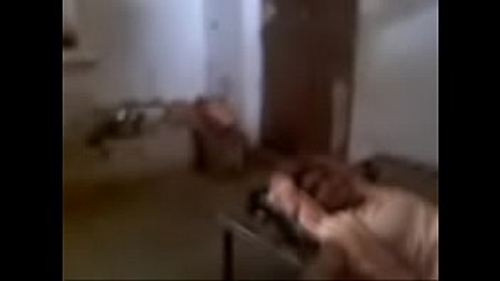 दो जोड़े एक साथ सेक्स करते हैं