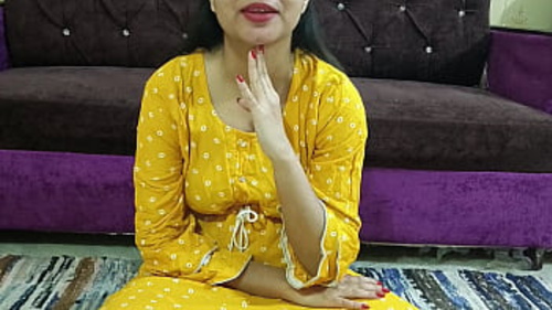 भारतीय महिला एक दीवार के खिलाफ एक कामुक वयस्क फिल्म में तीव्र प्रवेश का अनुभव करती है।