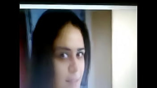 प्रसिद्ध भारतीय टीवी अभिनेत्री मोना सिंह ने न्यूड एमएमएस वीडियो लीक किया