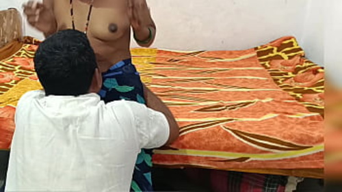 भारतीय हॉट पत्नी का तेलुगु जोड़े के जुनूनी मिलन का होममेड संकलन।